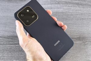 HONOR 400 Pro 5G – recenzja: czy ten „prawie flagowiec” jest wart swojej ceny?