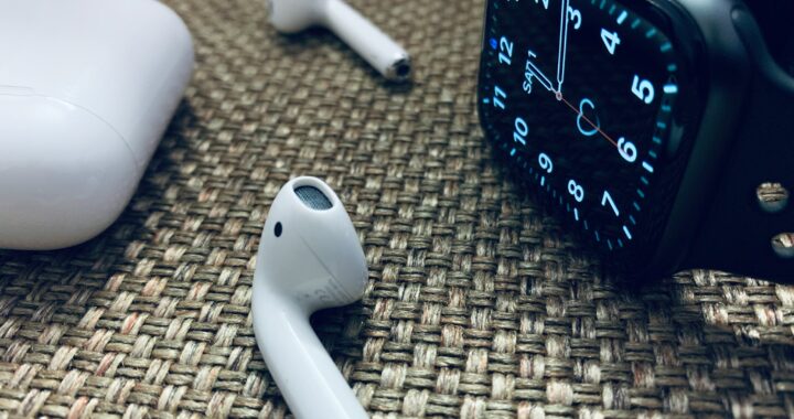 Apple AirPods Pro 2 z etui MagSafe